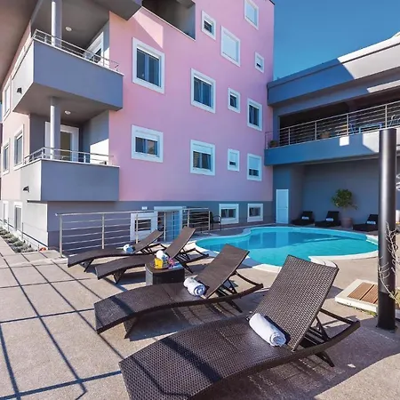 Apartment One-bedroom In Tisno